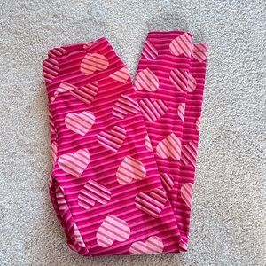 Lularoe- pink heart leggings
